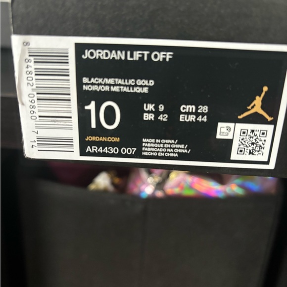 🔥JORDAN LIFT OFF EUC🔥 - Picture 11 of 11